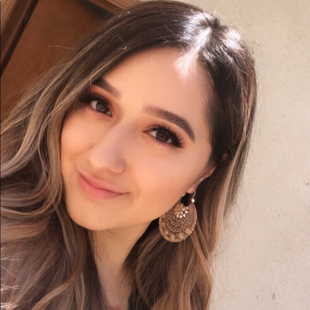 Meet your Posher, Viri